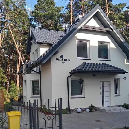 Dom Goscinny Biala Roza Дзивновек Екстериор снимка